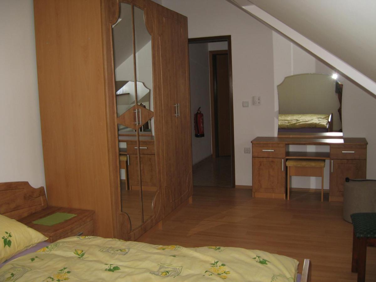 Apartments - Turisticna Kmetija Vrbnjak Ljutomer Eksteriør billede